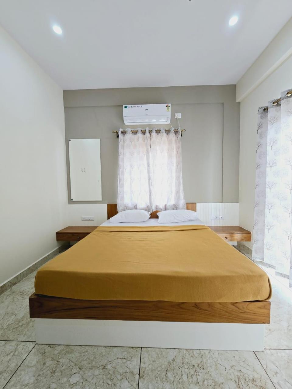 Nandan Enclave Apartment *